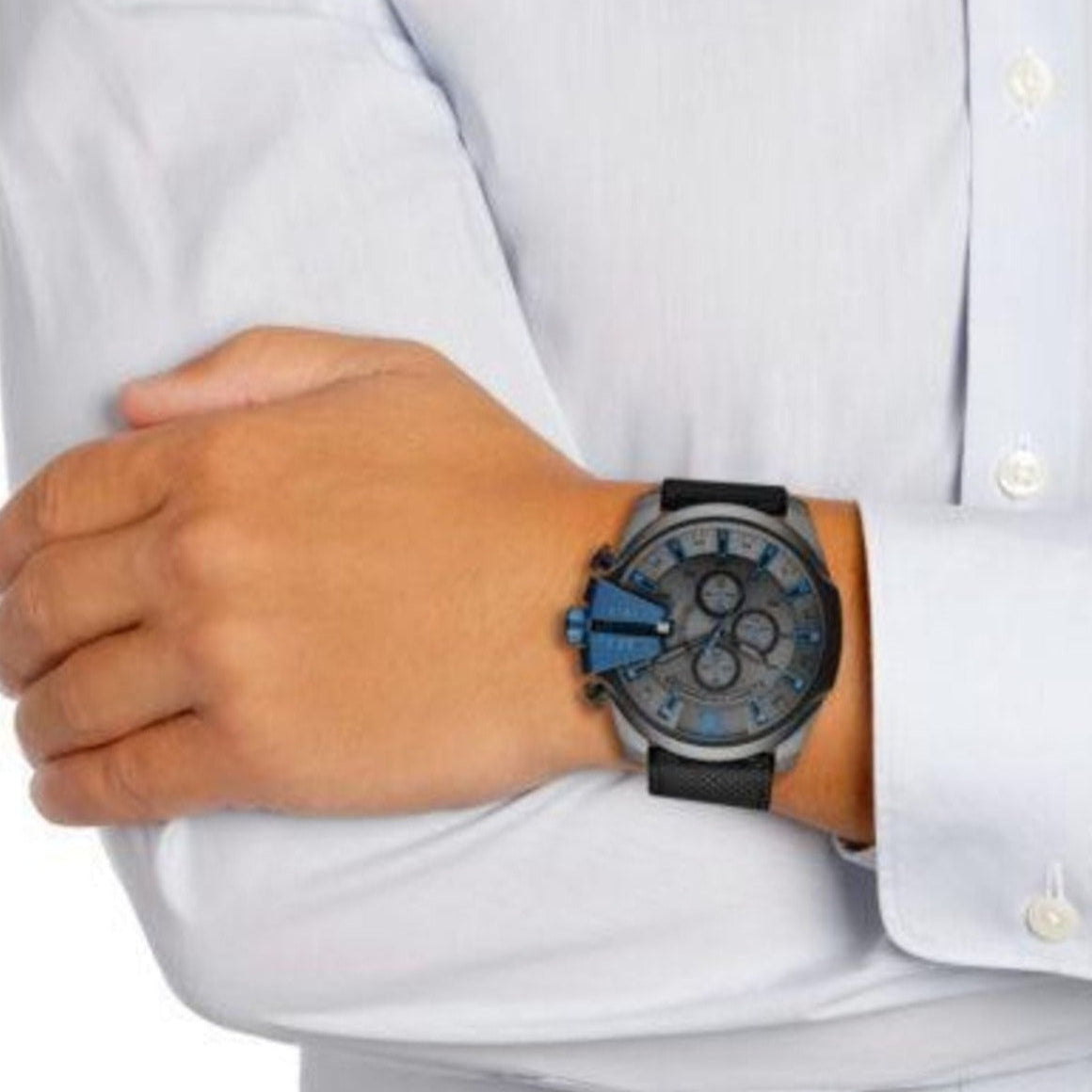 Diesel DZ4500 Mega Chief Chronograph Men's Watch – Black Dial & Black Nylon Strap